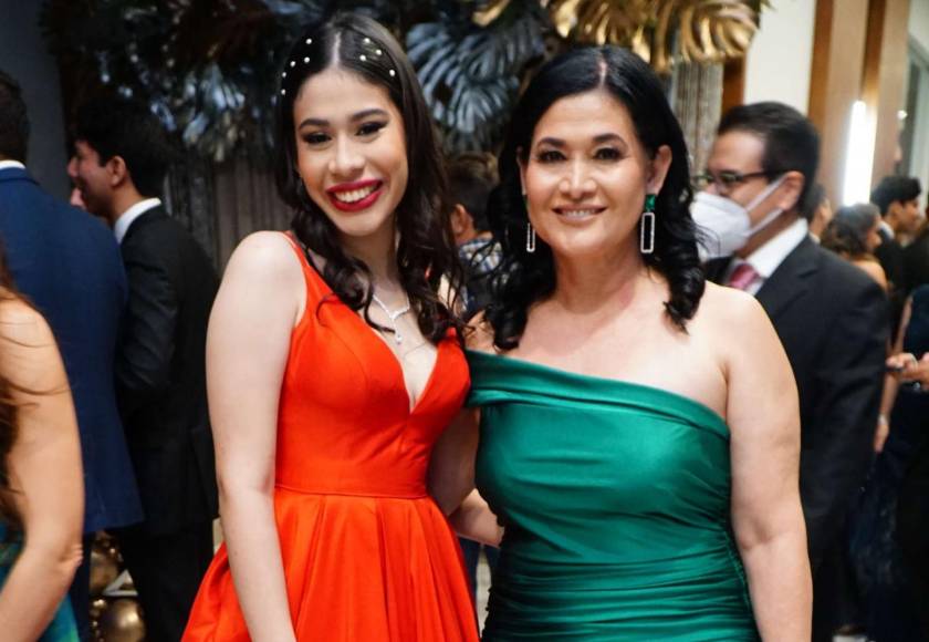 Leny Valeria Pineda y Leny Romero