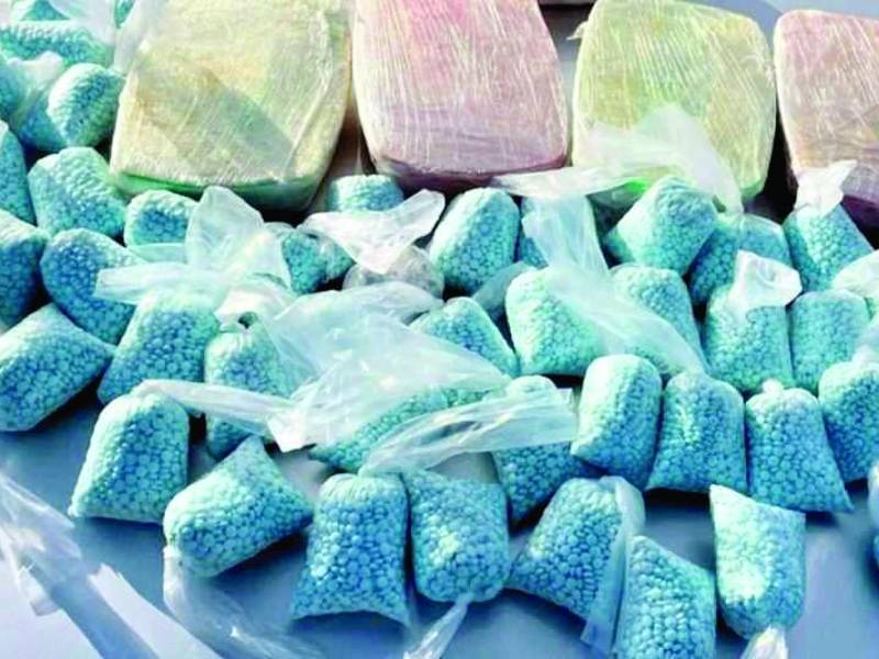 <b>El fentanilo es una droga 50 veces más fuerte que la heroína y 100 veces más fuerte que la morfina, su adicción vuelve zombis a las personas.</b>