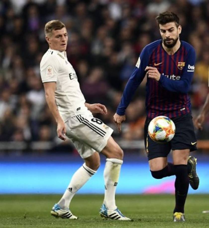Toni Kroos (5): su experiencia fue clave en la lucha del centro del campo, donde batalló por cada balón y realizó alguna falta táctica, como la entrada más dura sobre Leo Messi para cortar un ataque rival. Su gran desgaste no tuvo premio y a sus incorporaciones ofensivas les faltó acierto.
