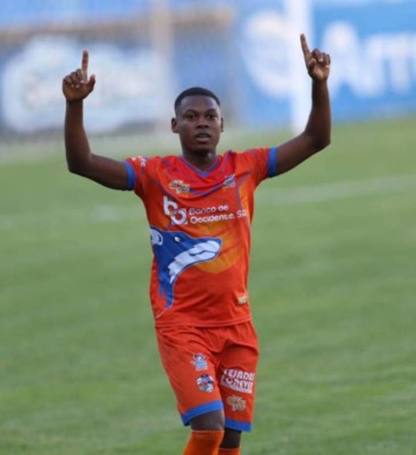 César Guillén es un espectacular contragolpe se encargó de marcar el segundo gol de la UPN-