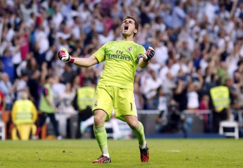 Iker Casillas celebrando la victoria del Real Madrid.