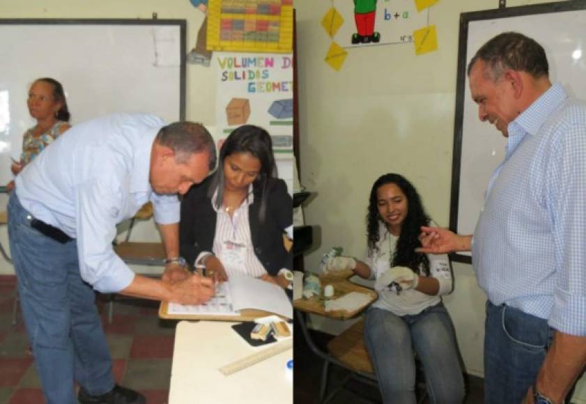 El expresidente de Honduras, Porfírio Lobo Sosa (2010-2014), acudió a votar a la escuela Rosa Luisa de Ochoa en Juticalpa, Olancho.<br/><br/>En declaraciones el exmandatario dijo esperar que Juan Orlando Hernández se reelija y llamó a los votantes a las urnas: 'El que no va a votar deja que decidan por él. No hay que tener miedo y salir a las urnas a votar”, aconsejó.