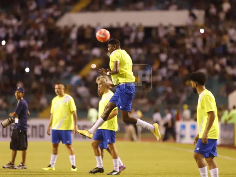 Entrenamiento de Brasil a minutos del inicio del partido.