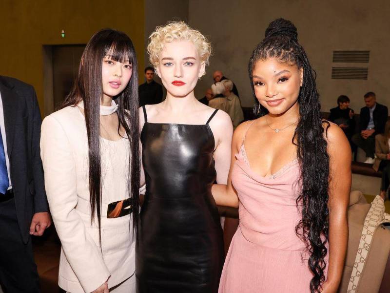 Hanni, Julia Garner y Halle Bailey.
