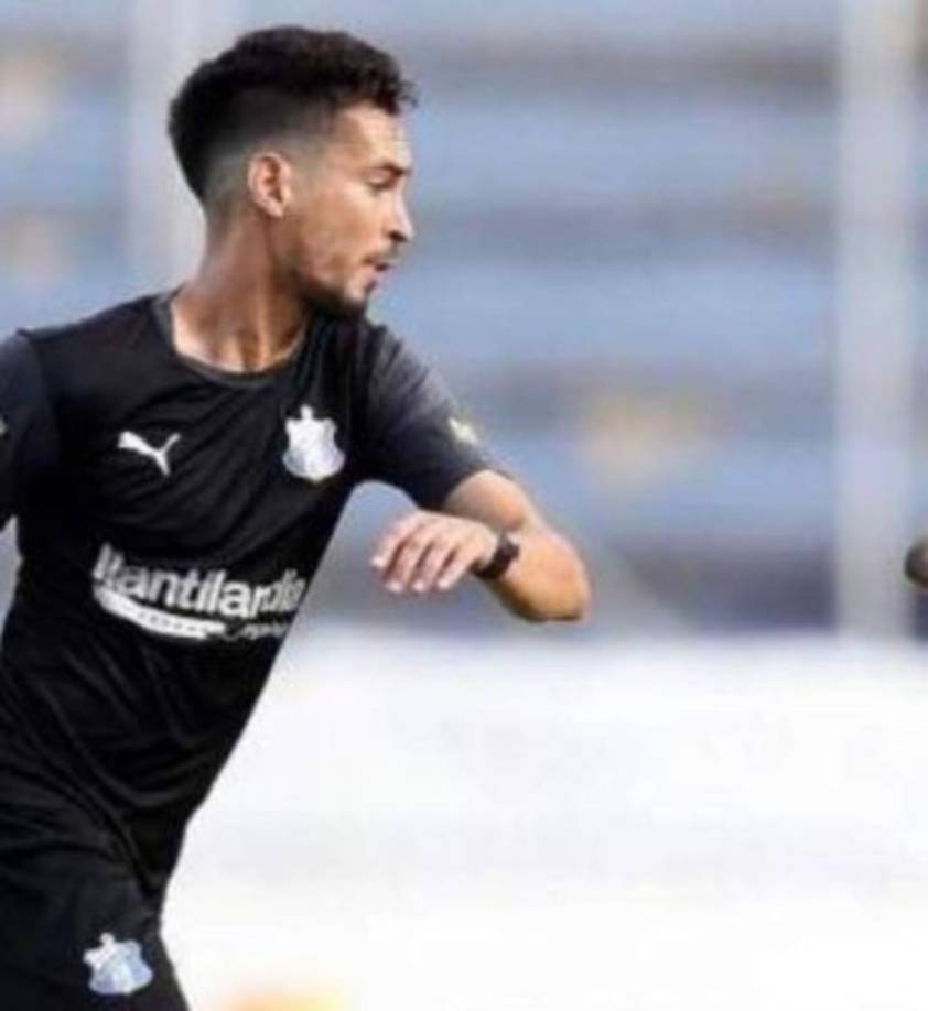 Marcelo Canales: En el Marathón estarían interesados en el fichaje del volante zurdo. Por ahora el jugador es agente libre ya que finalizó su contrato con el Honduras Progreso.<br/>