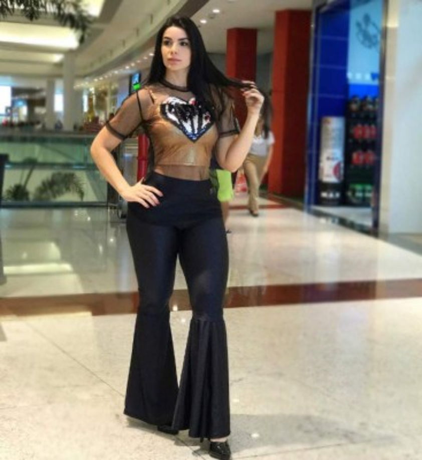 Medios internacionales, en su mayoría brasileños, comenzaron a desmentir que la mujer era una pastora.