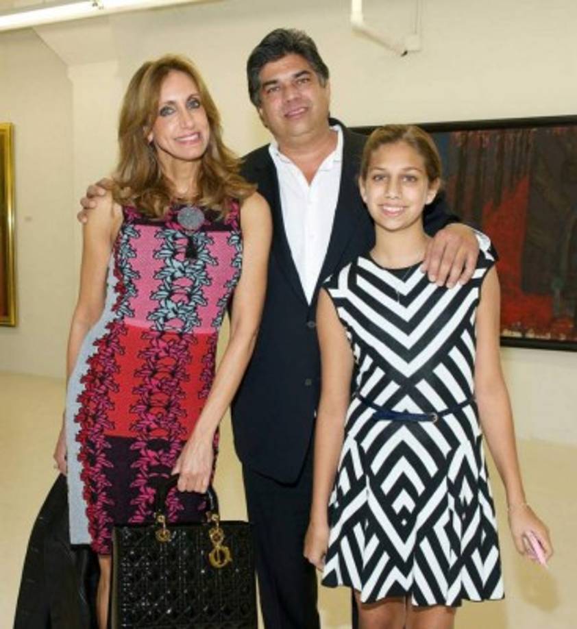 “La relación con mi papá no es la que quisiera”, sostuvo Lina en la entrevista. “Por mucho que pueda estar enojado con él, es mi padre y lo quiero. Me gustaría tenerlo en mi graduación, en mis cumpleaños”.