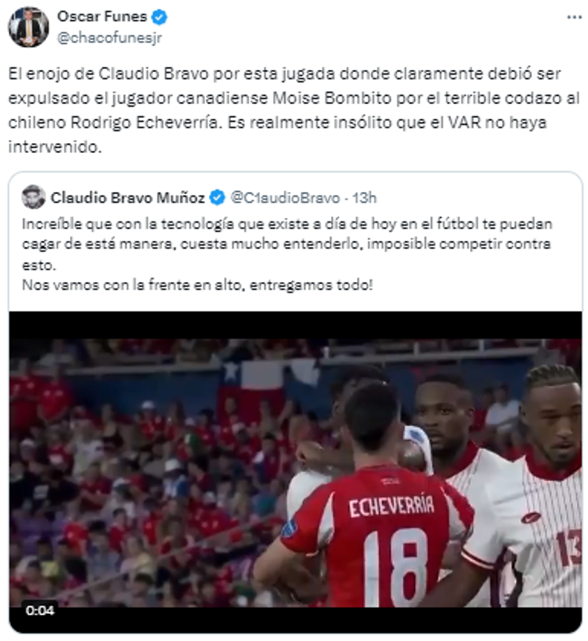 “Claramente debió ser expulsado el jugador canadiense Moise Bombito por el terrible codazo al chileno Rodrigo Echeverría. Es realmente insólito que el VAR no haya intervenido”, reaccionaron algunos periodistas.