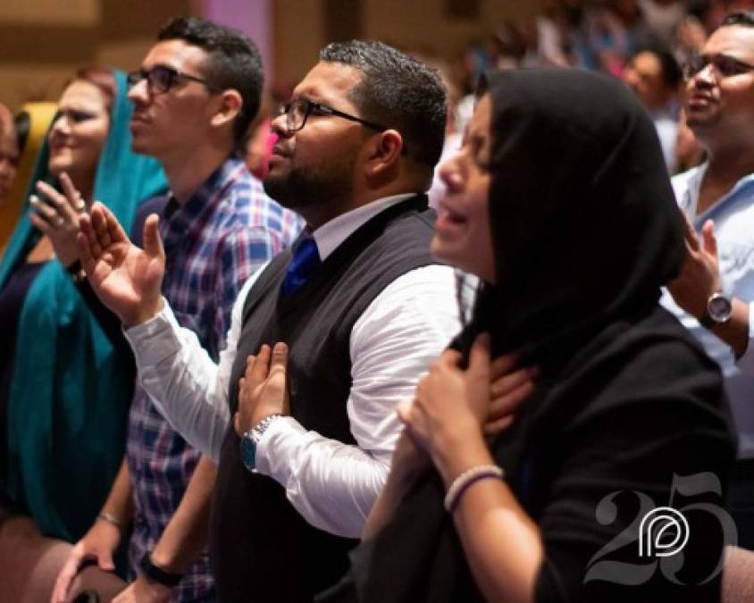 Por lo que cada año se reúnen más personas en este templo para ser parte de este acontecimiento.