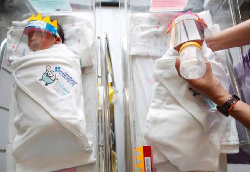 Estados Unidos registró la primera muerte de un bebé de apenas seis semanas de edad en Chicago.