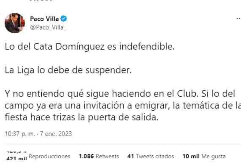 El periodista Paco Villa expresó su molestia por lo que hizo el futbolista del Cruz Azul.