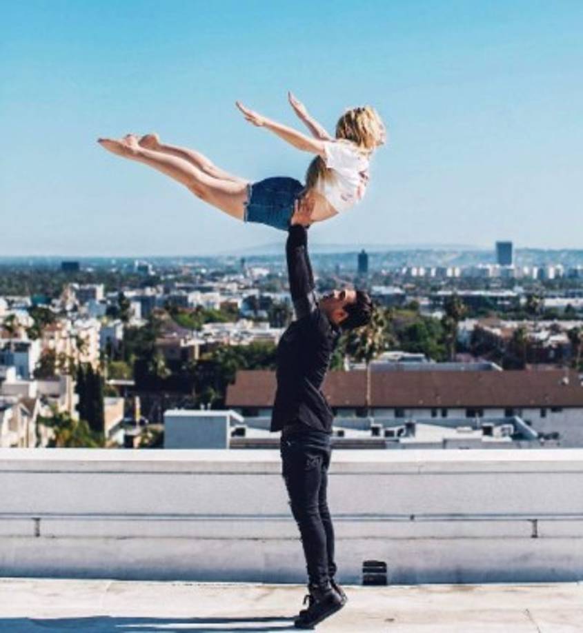 Lele fue reconocida por la revista Time como una de los 30 adolescentes más influyentes de 2015.