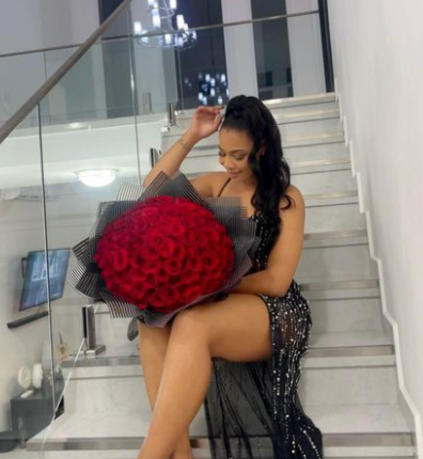 La novia de Romell Quioto es consentida por el goleador hondureño.