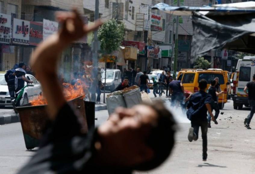 Las protestas también se dieron en los territorios de la Ribera Occidental, en Cisjordania.