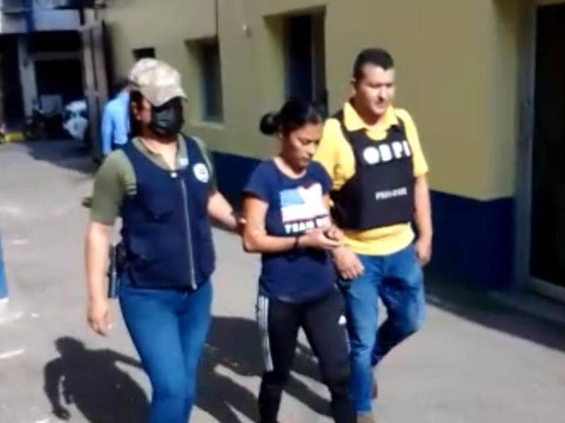 Kimberly Arely Alvarado (25) es acusada de asesinar a un hombre en 2016.