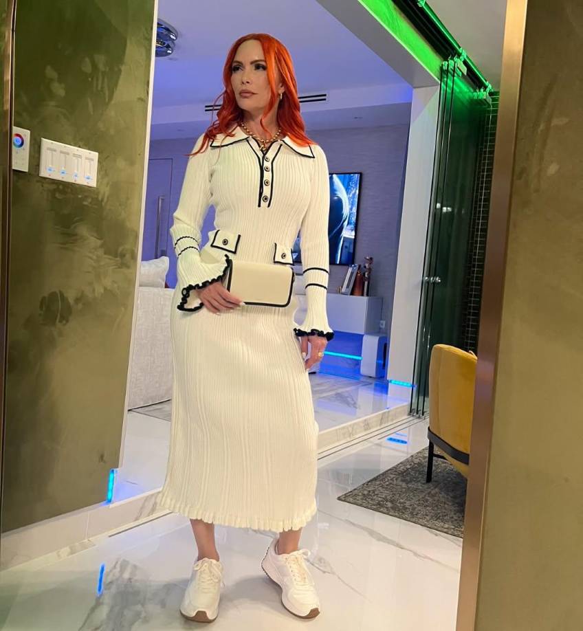 La periodista puntualizó, basándose en su investigación, que el intérprete de ‘Gasolina’ presuntamente tendrá que darle una fuerte suma de dinero a la madre de sus hijos, Jesaaelys y Jeremy. “Acaba de vender su catálogo musical en 200 millones de dólares y, sumando el patrimonio que ya tenía por giras y mercancías, podríamos hablar [de] que posee un capital de aproximadamente 300 millones de dólares”, explicó.