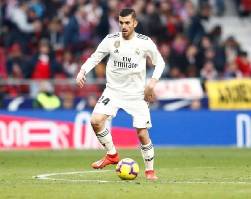 Dani Ceballos: El mediocampista español de 22 años de edad estaría saliendo del Real Madrid ya que tras la salida de Zidane salió lanzando varios dardos contra el estratega francés.