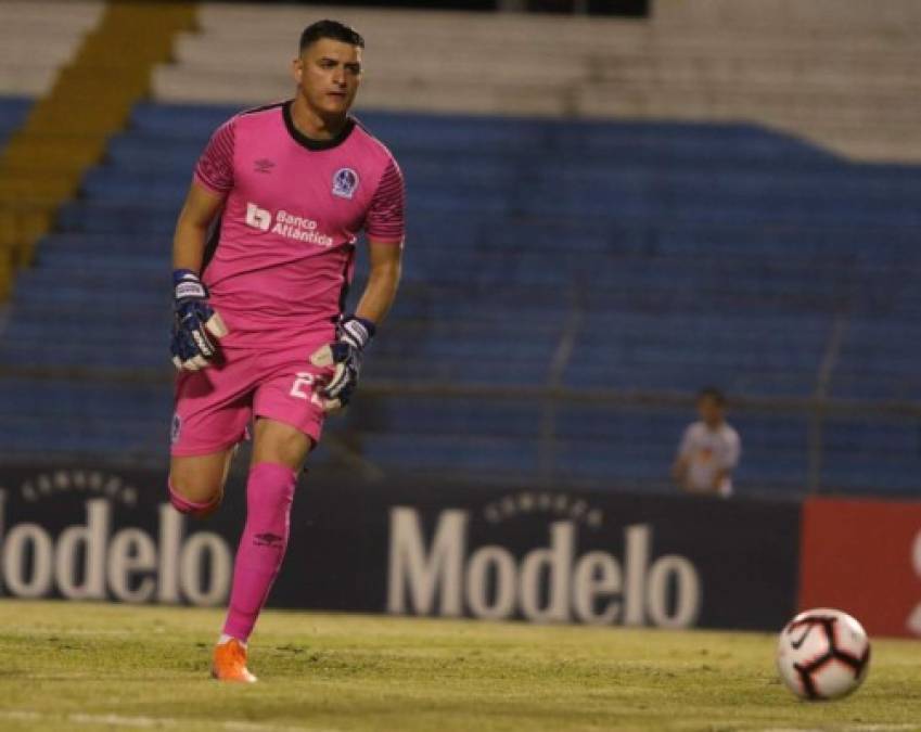 Harold Fonseca - Pedro Troglio seguirá contanto con el portero capitalino y lo pondrá en el clásico.