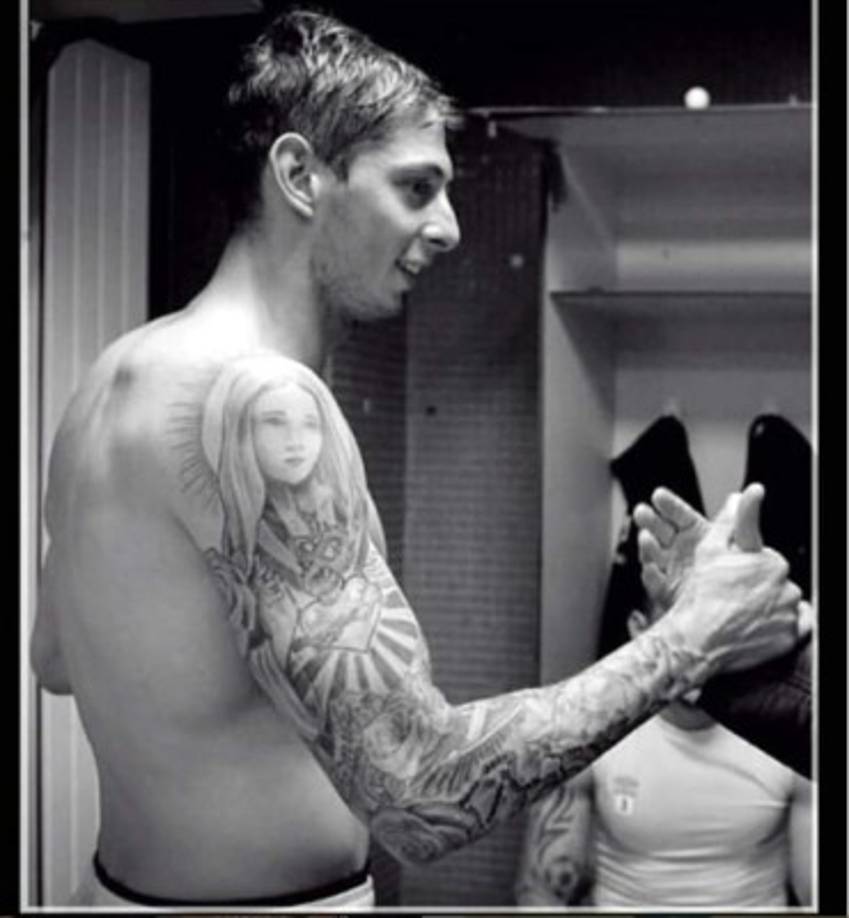 Emiliano Sala tenía mucha devoción por la Virgen María y hasta se tatuajó una imagen en su brazo derecho.