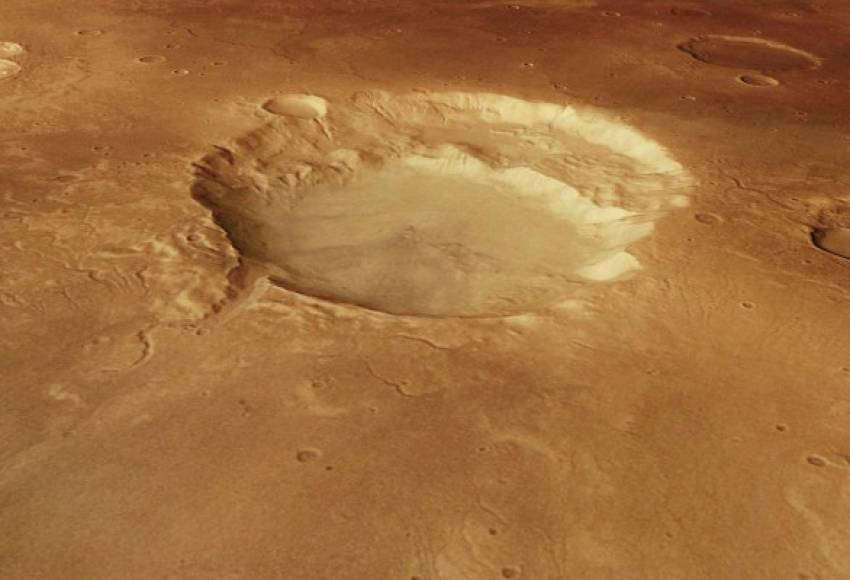 El supervolcán. La sonda Mars Express captó esta imagen de la región montañosa conocida como Arabia Terra. La misma fascinó a cientos de geólogos que creen que se trata de un antiguo supervolcán que llegó a entrar en erupción dos veces. <br/>