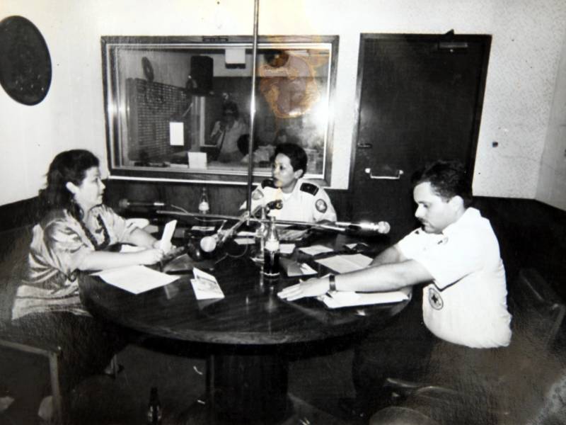 Lucía Alvarado en una transmisión en HRN.