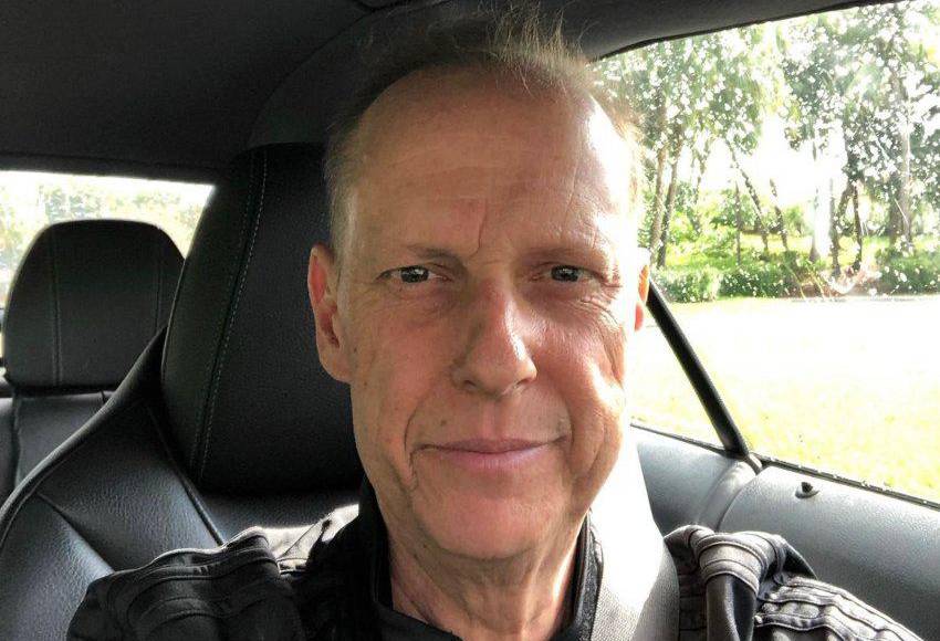 Pese a su padecimiento, el cronista no dejó de estar en los espacios de la empresa de Televisa, incluso, cuando ya no lo hizo más en TUDN, permaneció en el Podcast de La Máquina.