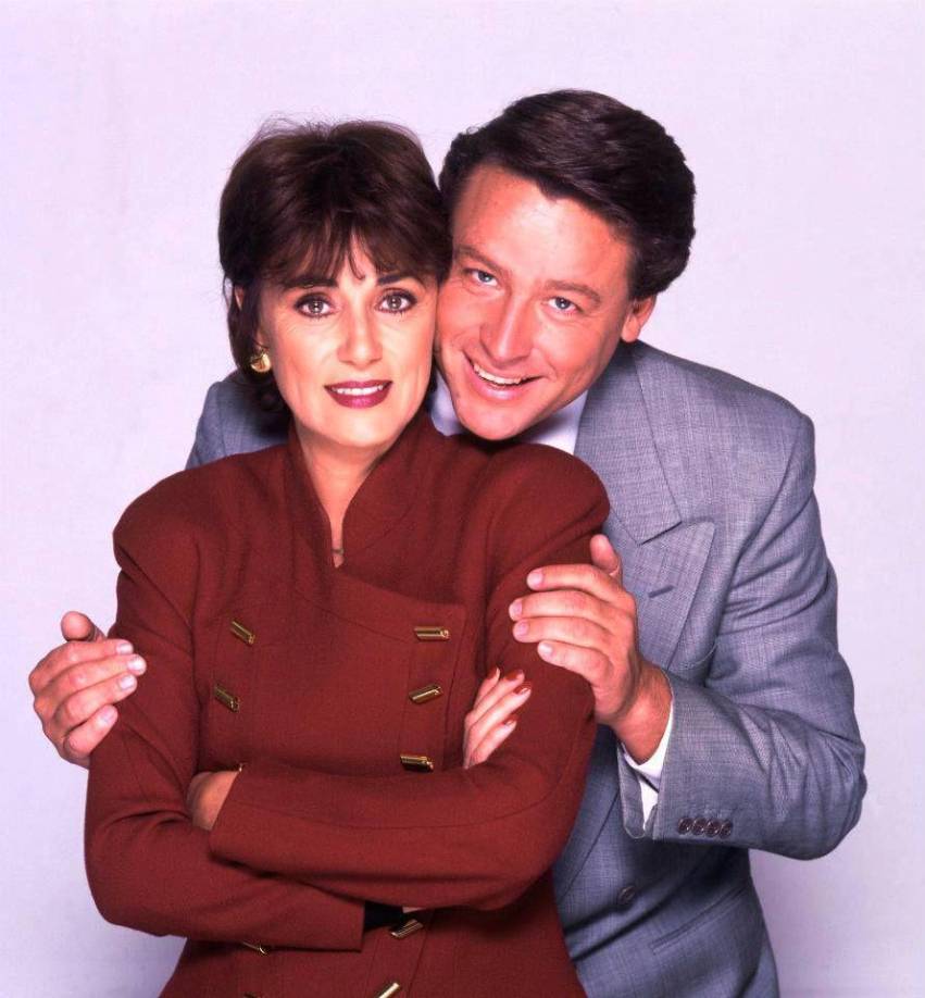 En 1995 graba la telenovela Retrato Familiar. Fue protagonista al lado de la actriz Helena Rojo.