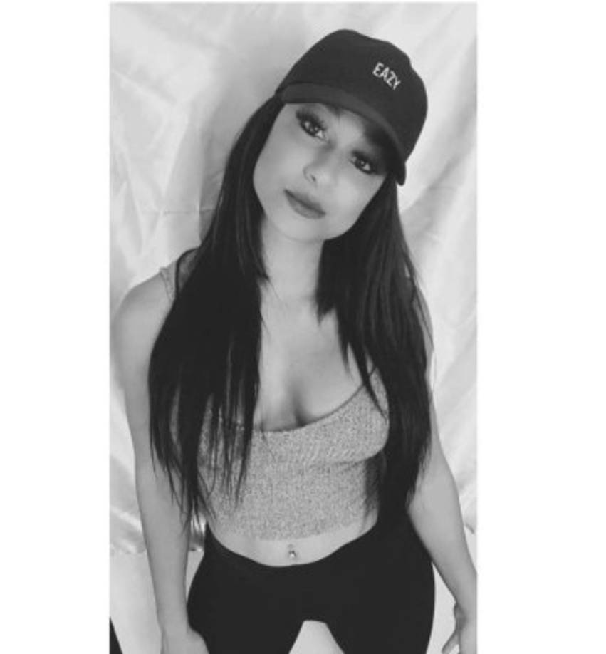 Ella es la chica que ha conquistado el volante hondureño Roger Espinoza, su nombre es Della Josephine.