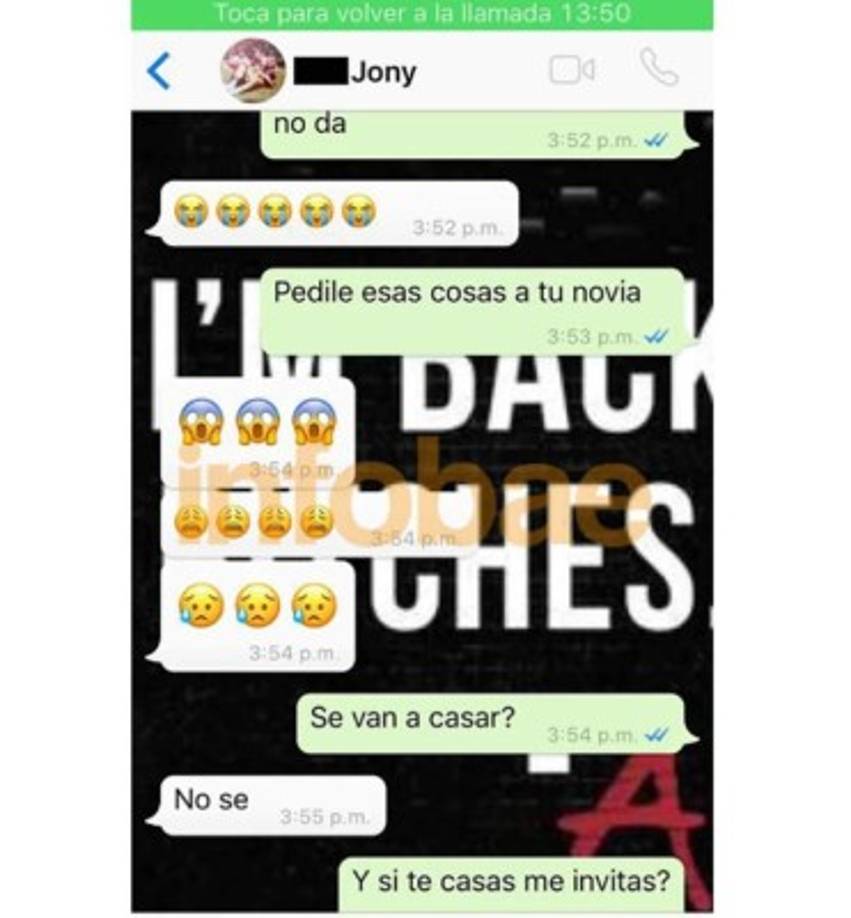 'Pedile esas cosas a tu novia', le reprochó, en referencia a su pareja, la modelo Larissa Riquelme. 'Se van a sacar?', le preguntó la niña y el jugador contestó: 'No sé'.