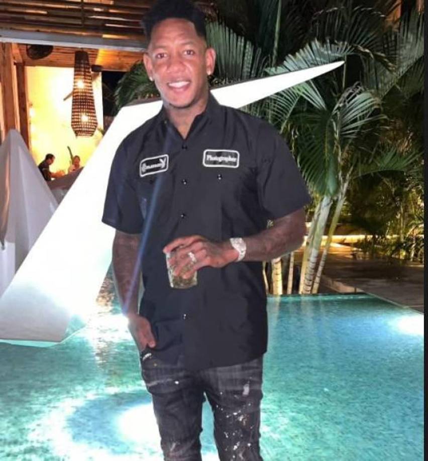 Tras el final de temporada, Romell Quioto se encuentra disfrutando de unas merecidas vacaciones y decidió pasar unos días en Roatán.