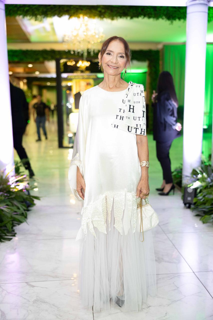 Elegancia y alegría: Así se vivió la celebración del 40 aniversario de la UTH