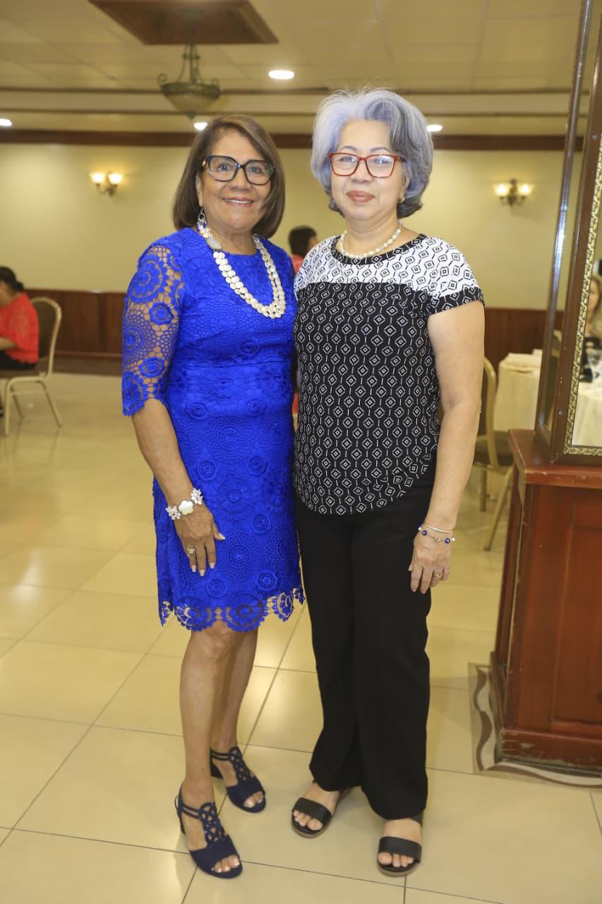 El Club Internacional de Mujeres celebra a la Mamá del Año, en SPS