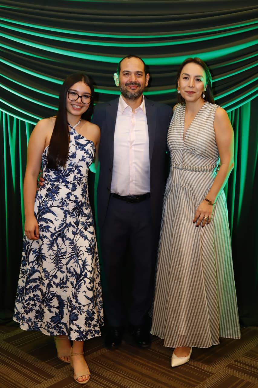 Fotos: Así se celebró el 60 aniversario de bodas de Fuad y Jo Faraj