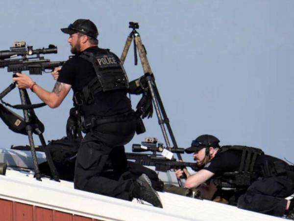 Reacción del Servicio Secreto tras el ataque contra el expresidente Donald Trump.