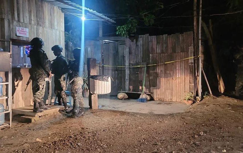 Escena del crimen donde fue asesinada Damaris Valle en la colonia Brisas de Choloma.