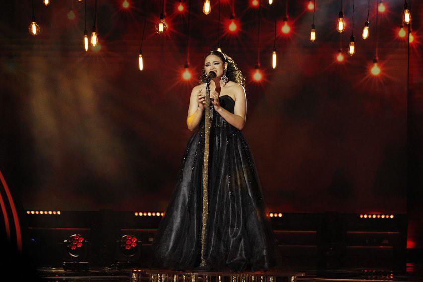 Cesia no convence a los jueces con su interpretación de “Oye”