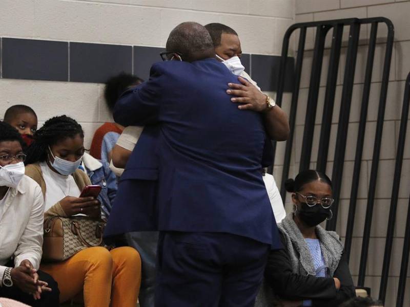 El acusado, que está detenido desde el 14 de mayo en que ocurrió el tiroteo, también afronta un juicio estatal en el condado de Erie, donde se ubica Buffalo, proceso en el que se ha declarado no culpable.