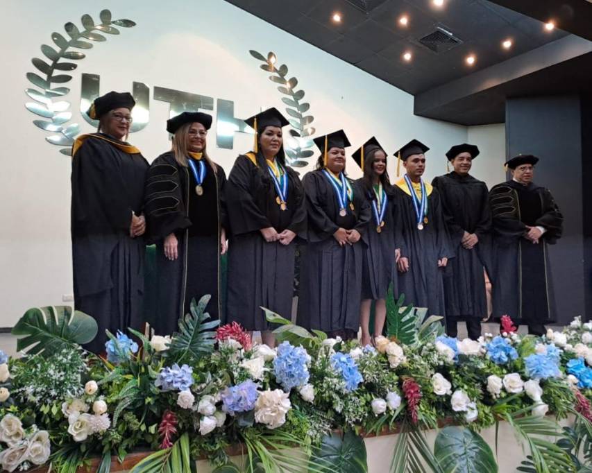 UTH de El Progreso celebra su graduación número 25