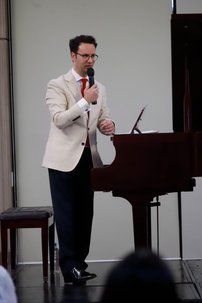Fotos: La Gala Arrebato deleitó con una presentación magistral de piano en SPS