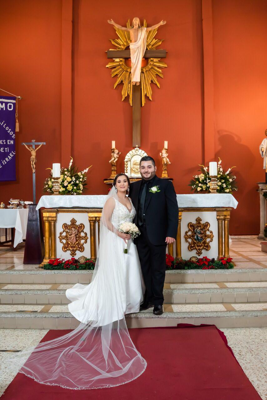 José Ramos y Mónica Montes se consagran en matrimonio