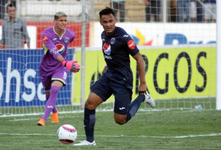 Denil Maldonado (Motagua) - Defensa de 20 años.