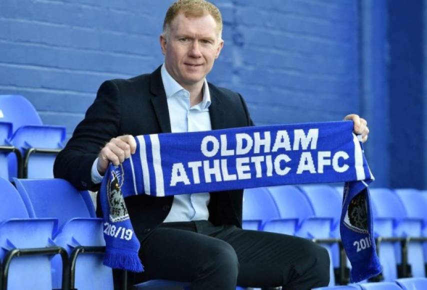 El ex centrocampista internacional inglés Paul Scholes, dirigirá al Oldham Athletic, anunció el club de la segunda división de Inglaterra, en el que será el debut como técnico.