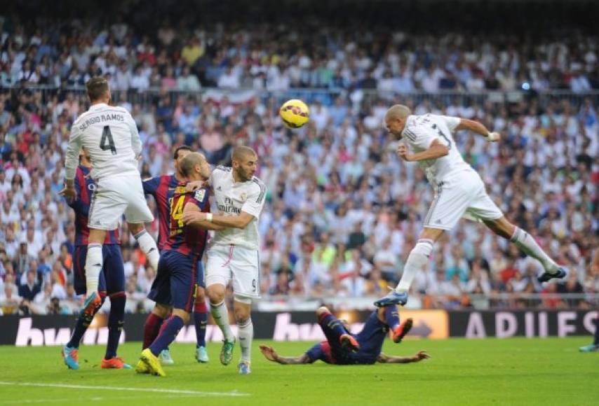El cabezazo con el que Pepe marcó el 2-1 del Real Madrid.