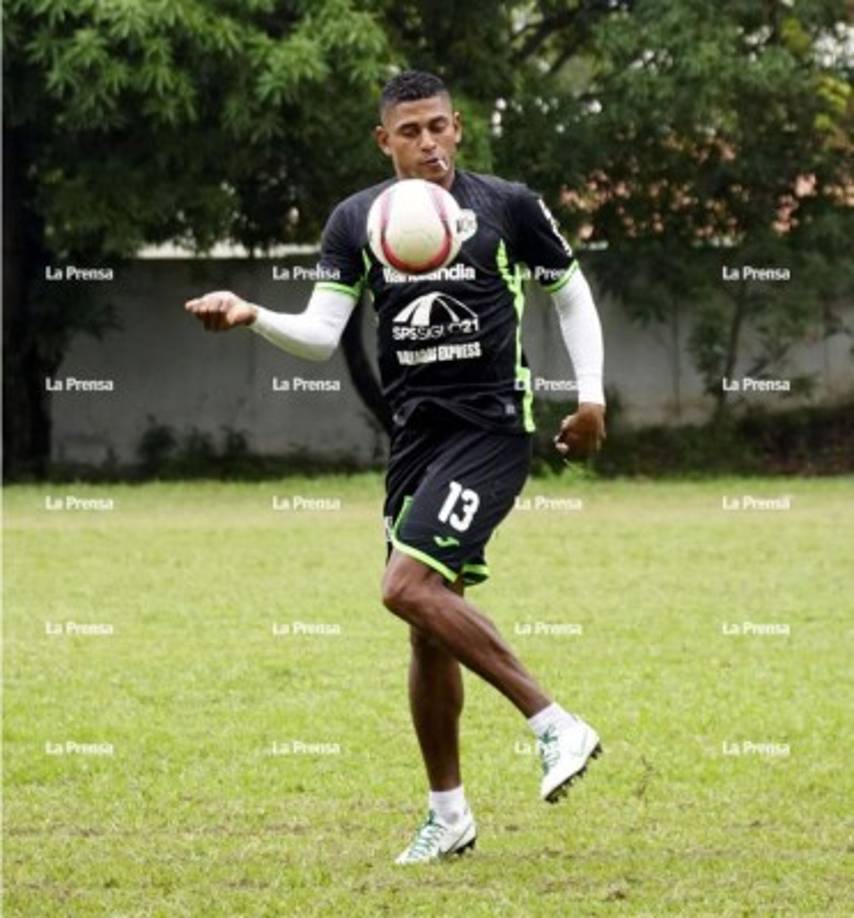 Costly aseguró que espera ponerse a tono para debutar con el Marathón.