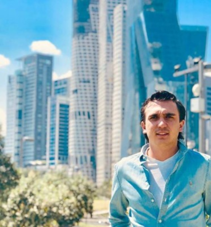 No cabe duda que el cambio físico de Miguel Pérez es impresionante.