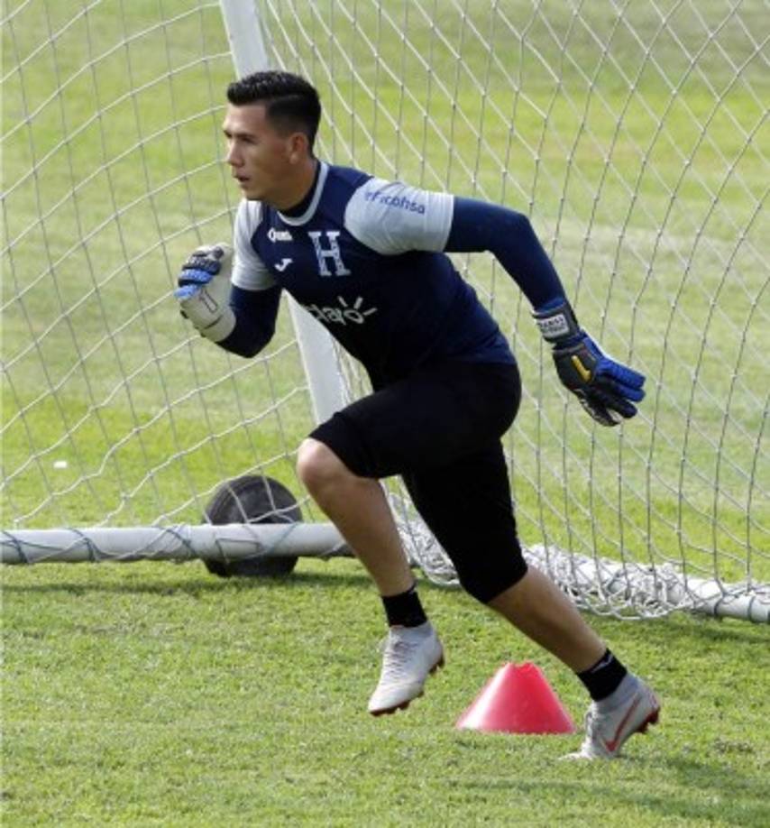 2. Michael Perelló - Portero del Real España.