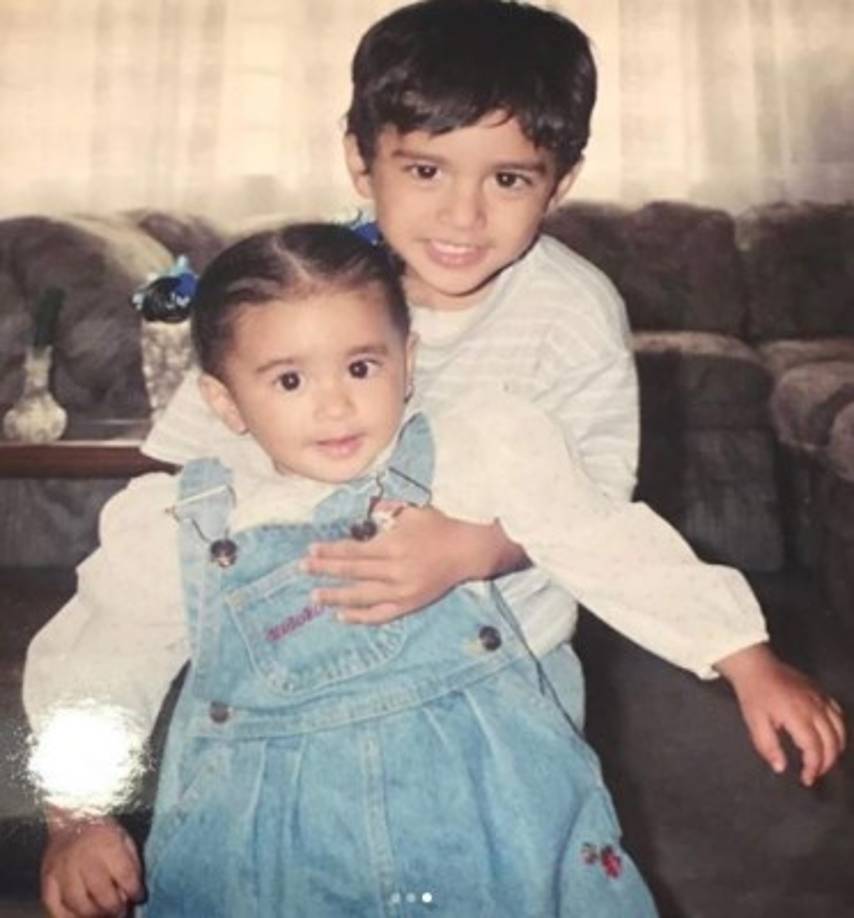 Ambos son originarios del estado de Querétaro, México.