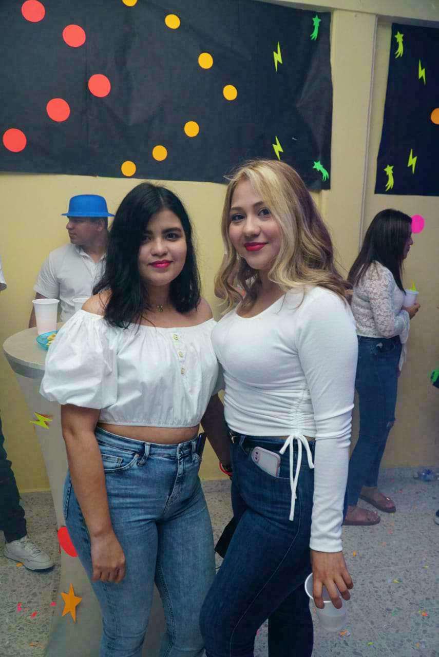 La Glow Party de los estudiantes de la Universidad UTH