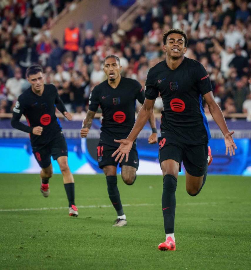 Lamine Yamal vuelve a hacer historia con el Barcelona. El ‘19’ azulgrana se convirtió en el segundo goleador más joven de la Champions y en el jugador de 17 años con más partidos en la competición.