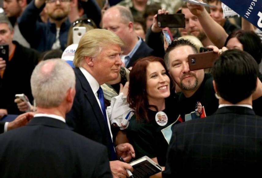 Y Trump es Trump... Miles quieren presumir su selfie con el polémico magnate en las redes sociales.